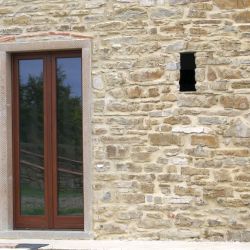 Architravi e Riquadrature su Misura