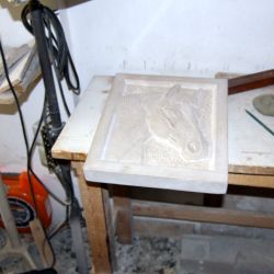 Stemmi Capitelli Targhe Bassorilievi Ciotole